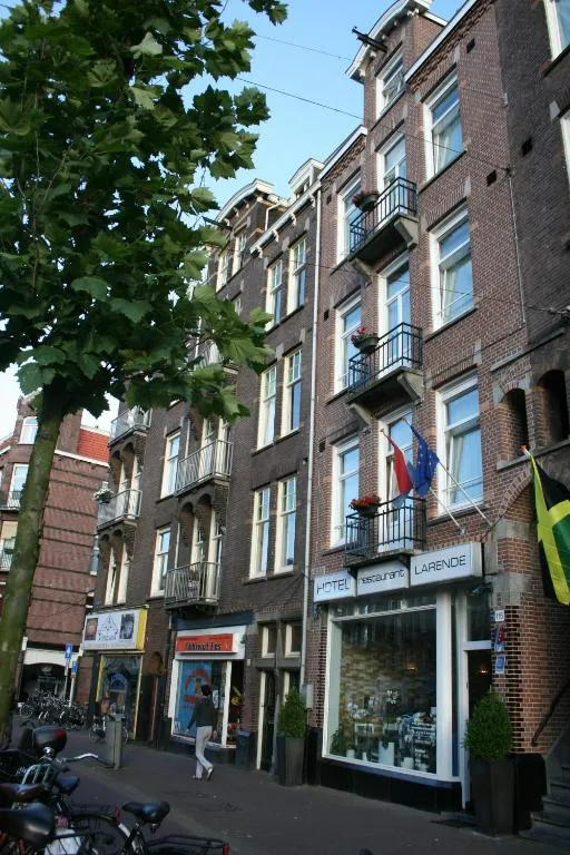 מלון זול עם מרפסת באמסטרדם