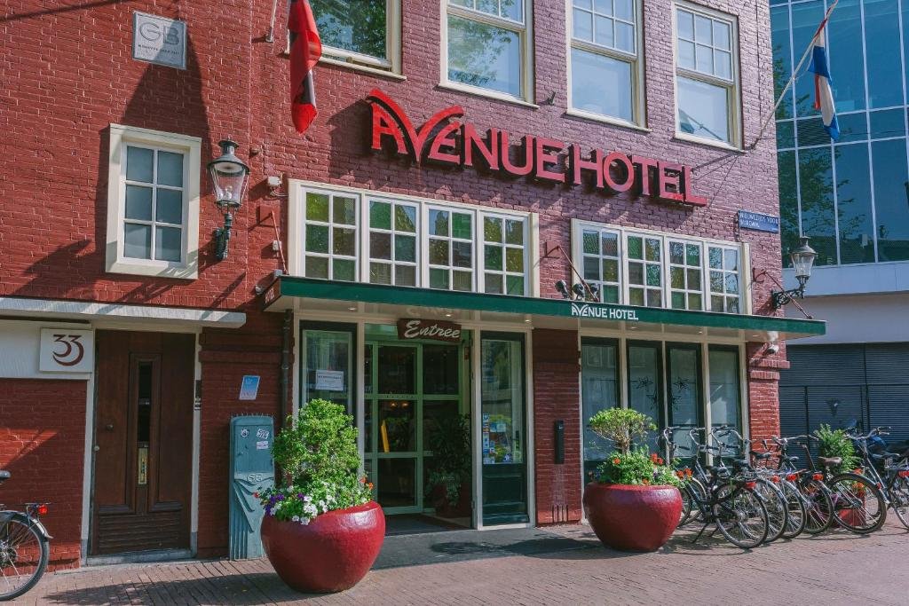 מלון אבניו אמסטרדם מבחוץ